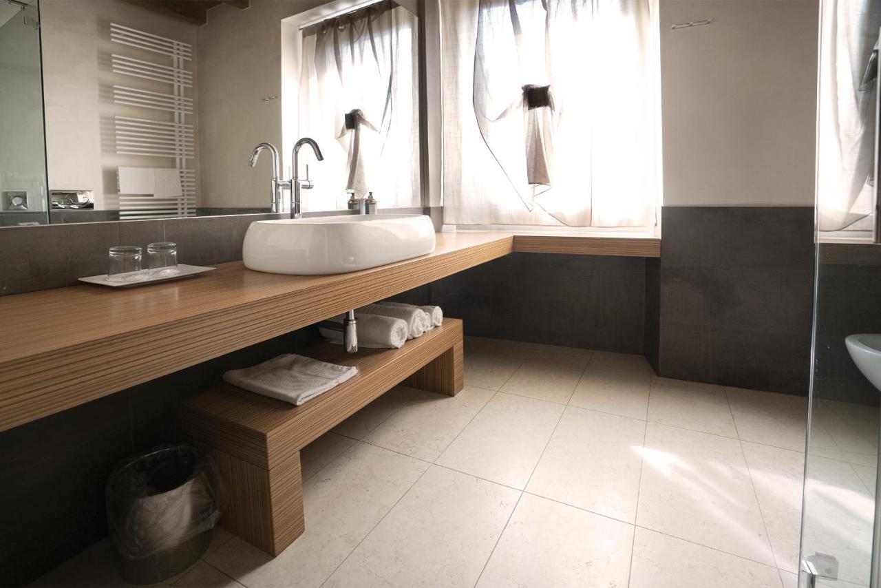 Il Borgo - 1711 Luxury Guest House Arlate Kültér fotó