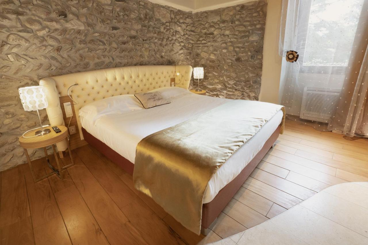 Il Borgo - 1711 Luxury Guest House Arlate Kültér fotó