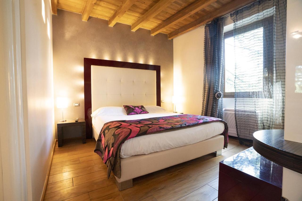 Il Borgo - 1711 Luxury Guest House Arlate Kültér fotó