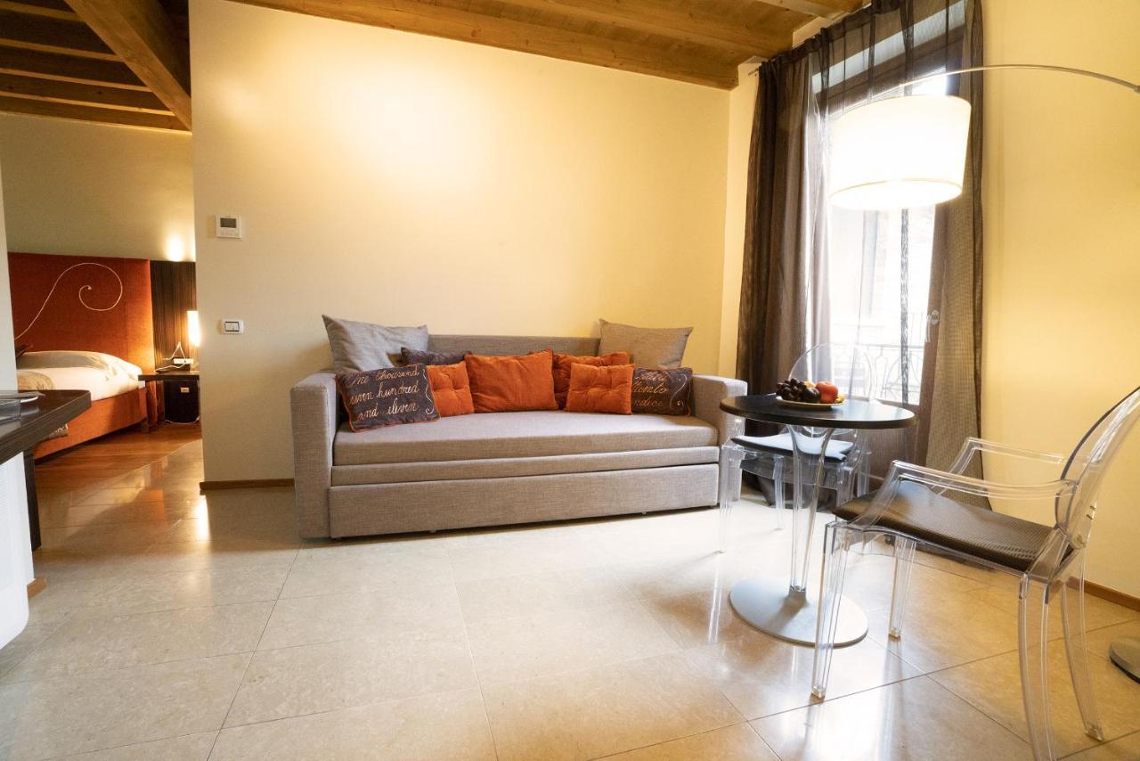 Il Borgo - 1711 Luxury Guest House Arlate Kültér fotó